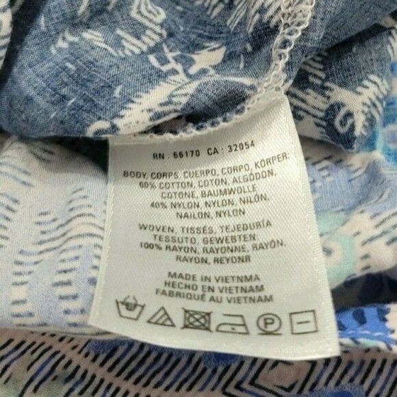 Akemi + Kin Short Sleeve Blouse Lace Accent Size Small - Picture 6 of 6